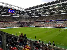 Thus the kfc, which does not stand for kentucky fried chicken, but rather krefelder fussball club. Bananenflanke Verhalen Over Het Duitse Voetbal Kfc Uerdingen Wil Graag Terug Naar Eigen Stadion