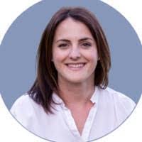 Bonnie Pinkham's Instagram, Twitter & Facebook