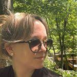 Carrie Heflin's Instagram, Twitter & Facebook