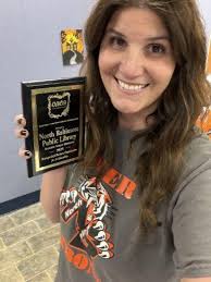 NB library receives art education award