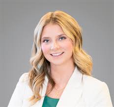 Kelli Lang @ RE/MAX Gateway Real Estate