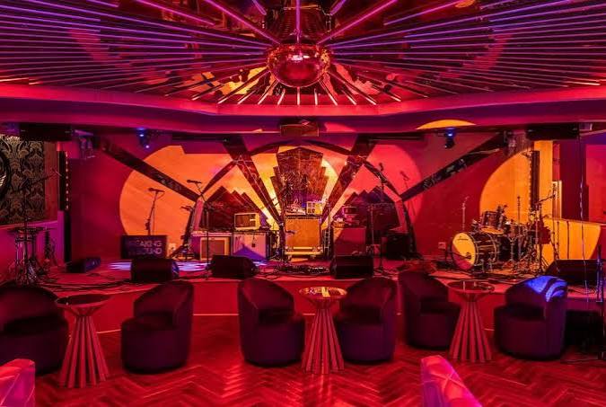 Kiss Kiss Bang Bang - Los Angeles Nightclub