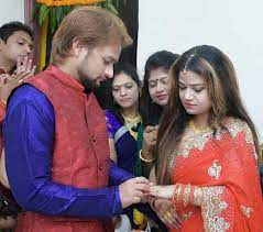 Tapu mishra maa aasiba jani. Ollywood Singer Tapu Mishra Gets Engaged Kalingatv