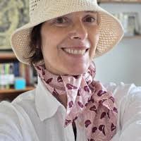 20+ "Dr. Anna" profiles