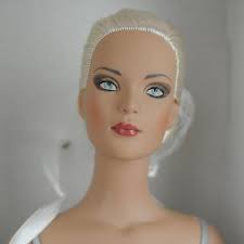 RTW ULTIMATE LUXURY PLATINUM Tyler Tonner 16" NRFB