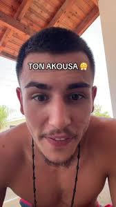 Μισες δουλειες γινουντε!! No τσιγκουνιο σας παρακαλω!! 🥐 . . #croissa...