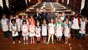19 New Young Home Cooks Will Compete In Chef Gordon Ramasay S Kitchen During Season 3 Of Masterchef Junior