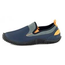 A la belle saison on aime vivre dehors. Chaussure Neo Sans Gene Marine Jardinerie Marius Ferrat