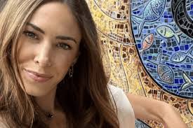 Nadine Wilcox's Instagram, Twitter & Facebook