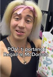 TI AMO❤️ #mcdonaldshacks #mcdonald #sorriso #regalo #gymtok #gym