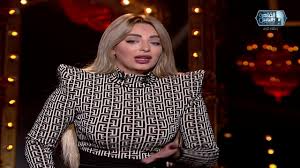 وفي رد على تعليق أحد المتابعين، أوضحت أنها لم تقرر الاعتزال بعد. ÙƒÙ„Ø§Ù… Ù‚Ù„ÙŠÙ„ Ø§Ù„Ø§Ø¯Ø¨ ØªØ¹Ù„ÙŠÙ‚ Ù…Ø­Ù…Ø¯ Ø±Ø´Ø§Ø¯ Ø¨Ø¹Ø¯ Ø¹Ø±Ø¶ Ø­Ù„Ù‚Ø© Ù…ÙŠ Ø­Ù„Ù…ÙŠ ÙÙŠ Ø´ÙŠØ® Ø§Ù„Ø­Ø§Ø±Ø© Ø§ÙˆØ§Ù† Ù…ØµØ±