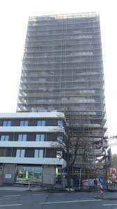 Einerseits ist die altstadt, als auch der westpark sehr leicht zu fuß erreichbar, ferner für z.b. In Tower Wikipedia