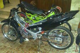Satria 2 tak kasar mengatasi suara kasar pada mesin satria 2 tak. Keren Modifikasi Satria 2 Tak Simple Tapi Mesin Wah Gahar Banget 2021