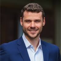 Aleksander Juzwiak, CFA