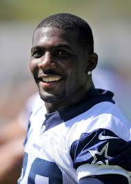 Cowboys owner: Football to help Bryant turn life around