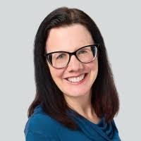 Jennifer Gall's Instagram, Twitter & Facebook