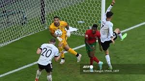 Sementara portugal lolos sebagai baca juga: Jiz2s2md5w1x8m