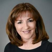 Roseann Collins's Instagram, Twitter & Facebook