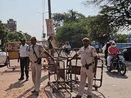 Blockade in several areas of the city due to flag controversy/Bharatpur/Moti Mahal/Nakabandi/Police Jabta Tainat/Vishvendr Singh/Aniruddh Singh/Santosh Faujdaar/Dinesh Sinsini | भरतपुर में झंडा विवाद को लेकर नाकाबंदी ...