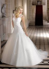 Jetzt spricht sie darüber, wie aufwendig es war, das richtige kleid zu finden. Siegburg Brautmode Adornia Miss Kelly Brautmoden Siegburg Exklusive Hochzeitskleider In Siegburg Nrw