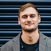 A list of who Zeh Aurelien! is following