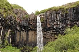Tutto quello che dovete sapere sull'islanda e reykjavik, cosa fare e cosa vedere. Islanda La Terra Dalle Mille Cascate Turisti Per Caso Facebook