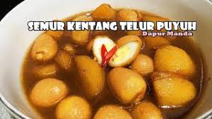 Semur telur puyuh adalah salah satu lauk yang sangat cocok jika disajikan untuk sarapan bersama dengan nasi hangat. Resep Semur Kentang Telur Puyuh Tanpa Santan Ala Dapur Manda Youtube