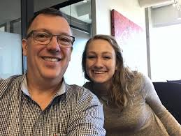 Elizabeth Crysler's Instagram, Twitter & Facebook