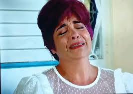 Vieron a la Belkis?Ya no es insípida y está sacando las uñas, so  criticones, ah y en casa de Fabián siguen cocinando con el fogón  apagao🚶‍♀️🚶‍♀️