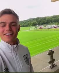 Erin Leaver (@ErinLeaver)