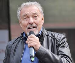 Tjekkiets største sanger lever fortsat, sidste sang set af 57 millioner på  YouTube