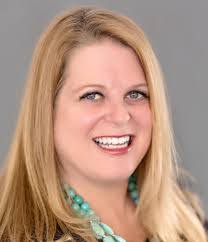 Amanda Moren's Instagram, Twitter & Facebook