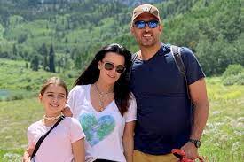 Apr 19, 2021 · kyle richards and mauricio umansky have been married for 25 years. Kyle Richards Celebrates Daughter Portia Umansky S Graduation The Daily Dish