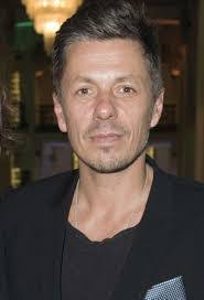 Michi Beck's Instagram, Twitter & Facebook