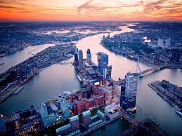 Wegen geltender reisebeschränkungen wird aber vermutet, dass nur niederländische zuschauer zugelassen werden. Eurovision 2021 Rotterdam City Council Wants To Host Song Contest And To Give Health Workers Free Tickets Wiwibloggs