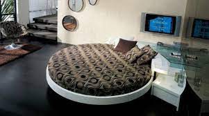 Round beds are stylish and gorgeous additions to a bedroom. Pin On Teen Rooms