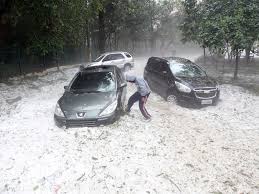 São oferecidos seis tamanho, sendo três para carros de passeio e outros três para suvs. Cuidado Com A Chuva De Granizo A Defesa Civil De Belo Horizonte Emitiu Alerta Box3 Tudo Que Seu Carro Precisa