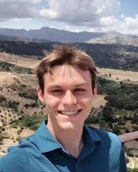 Our next feature is Alex Carrillo, a junior from Dacula, GA. She is a  Marketing & AB Music double major with a certificate in Music Business! 💼  Her favorite stands tune is