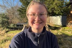 Vanessa Beal's Instagram, Twitter & Facebook