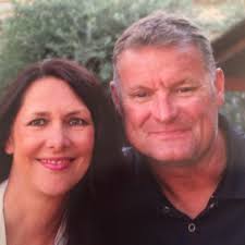 Hi, looking for someone who does lymphatic drainage??? TIA xx