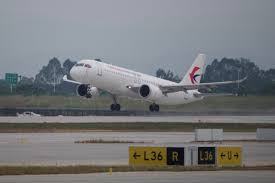 白云机场T3航站楼正式启用东航C919首班启航_TOM资讯