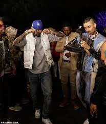 Check spelling or type a new query. Diddy Throws Dirty 30 Birthday Bash For Stepson Quincy Brown With A Message From The Rock Aktuelle Boulevard Nachrichten Und Fotogalerien Zu Stars Sternchen