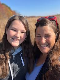 Lisa Quiring's Instagram, Twitter & Facebook