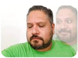 Mi amor, ya me llene, ¿Te comes los tacos que me sobraron? -Yo: Esta bien,  me sacrificaré por ti...