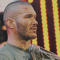 RPG: Gerçek Kral Çakma Kral'a Karşı!