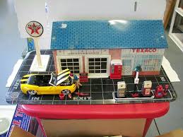 Pin By Mary Gerloff On Dollhouses Metal Garages Farms Vintage And New Gas Service Texaco Service Station