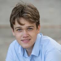 Daniel Helgeson's Instagram, Twitter & Facebook