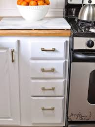 white painted kitchen cabinets with