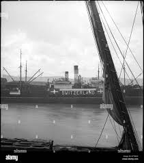 Portugal, Lissabon (Lisboa): Schiff Dubac; Ein Schiff am Quai mit Schweizer  Flagge und angeschrieben mit