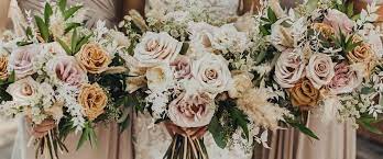The prettiest wedding bouquets 2020. The Aisle Guide Top 5 Wedding Flower Trends For 2020